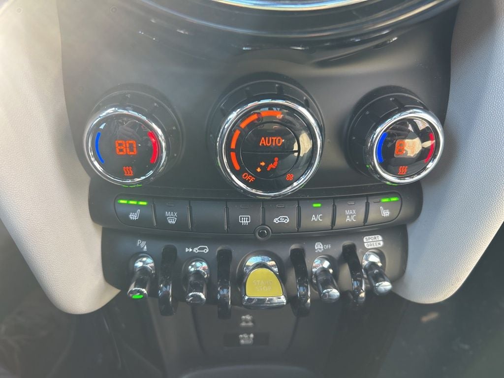 2022 MINI Cooper SE Electric Iconic