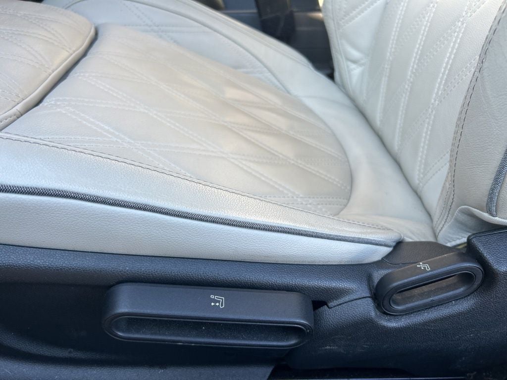 2022 MINI Cooper SE Electric Iconic