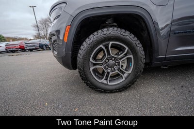 2022 Jeep Grand Cherokee Trailhawk 4xe