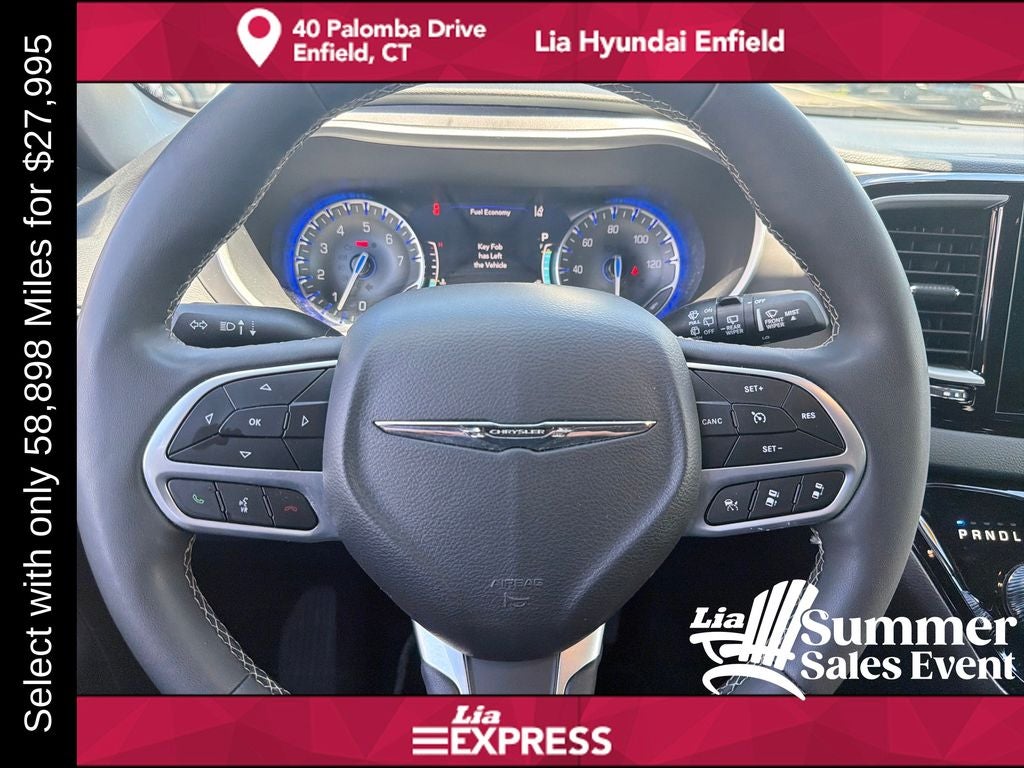 2025 Chrysler Pacifica Select