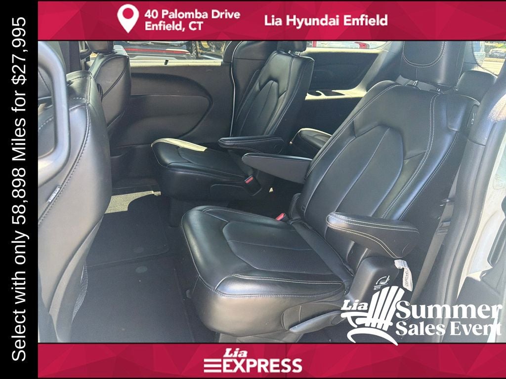 2025 Chrysler Pacifica Select