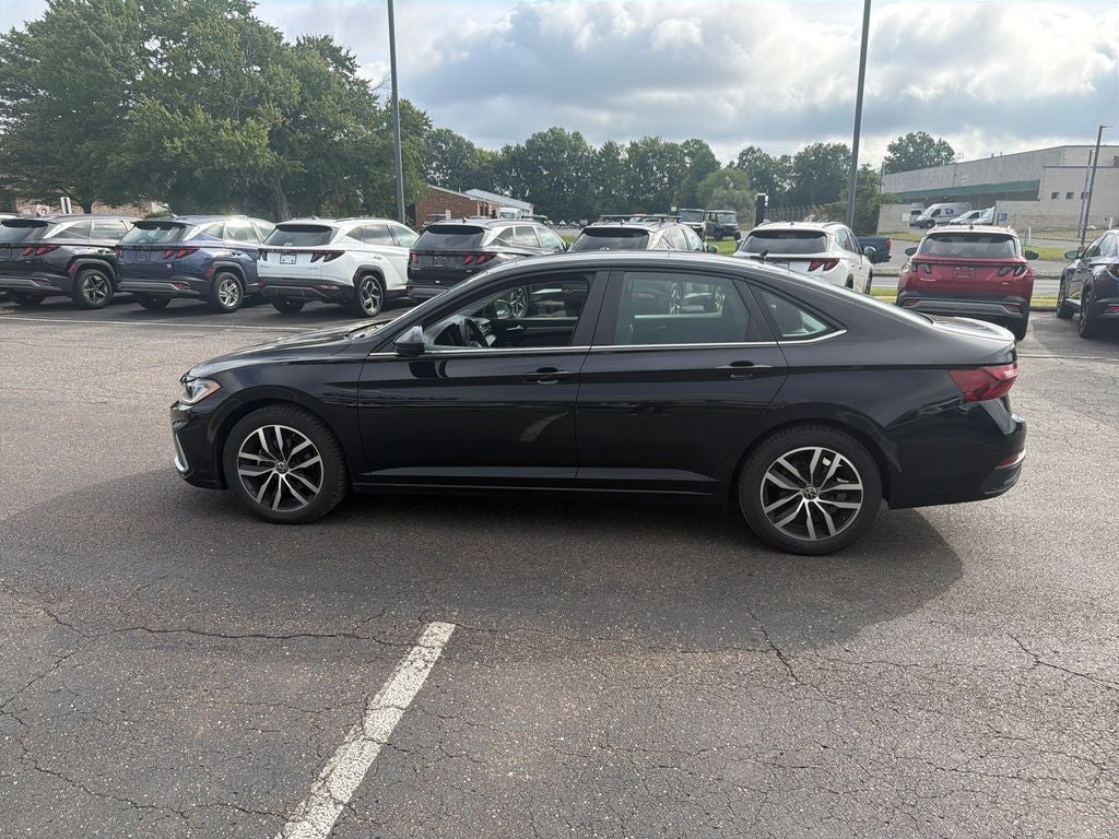 2025 Volkswagen Jetta 1.5T SE
