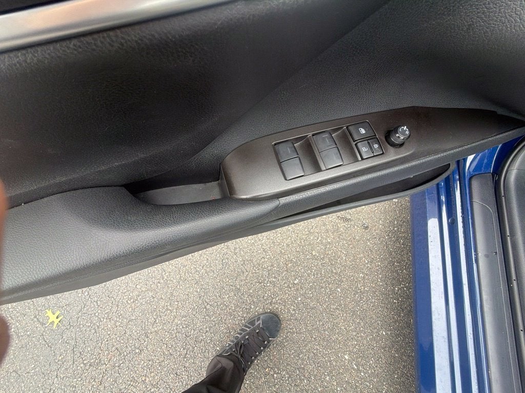 2024 Toyota Camry Hybrid LE