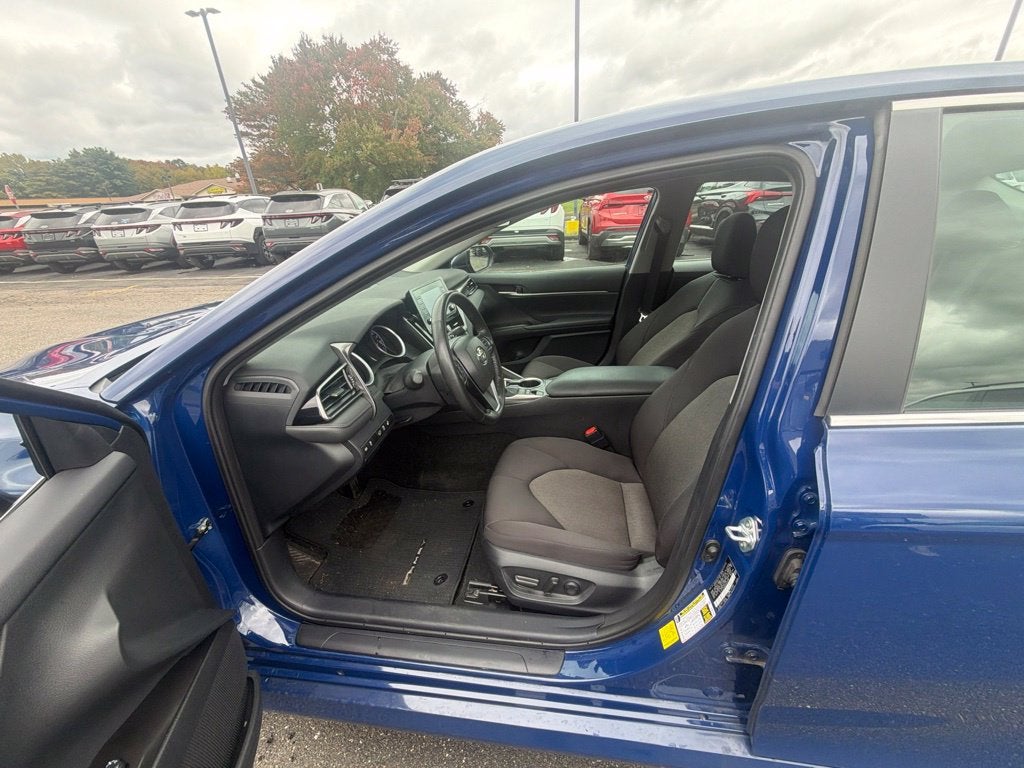 2024 Toyota Camry Hybrid LE