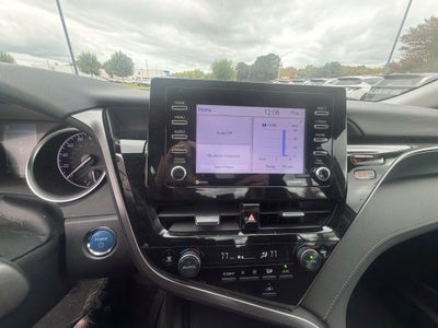 2024 Toyota Camry Hybrid LE