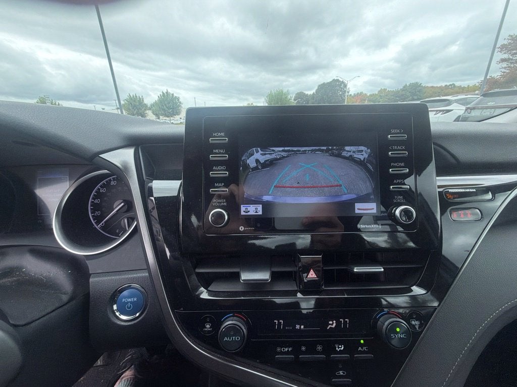 2024 Toyota Camry Hybrid LE
