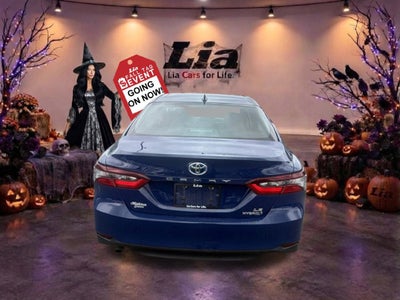 2024 Toyota Camry Hybrid LE