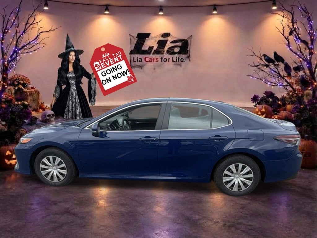 2024 Toyota Camry Hybrid LE