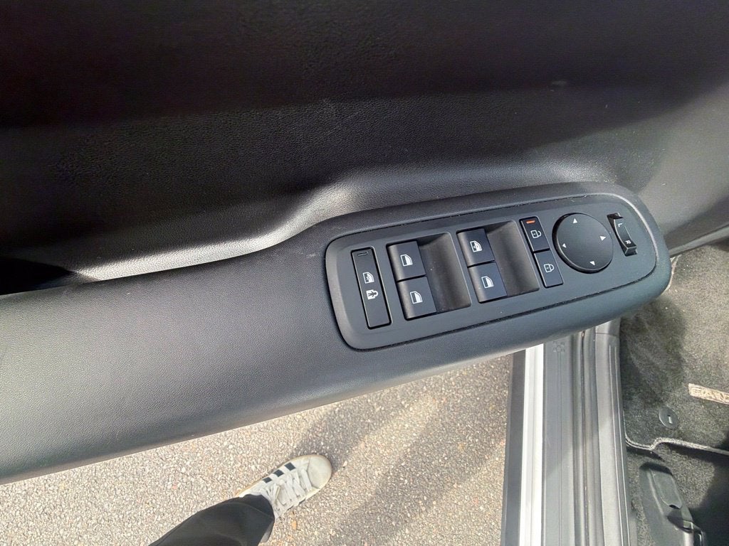 2025 Hyundai Santa Fe SE