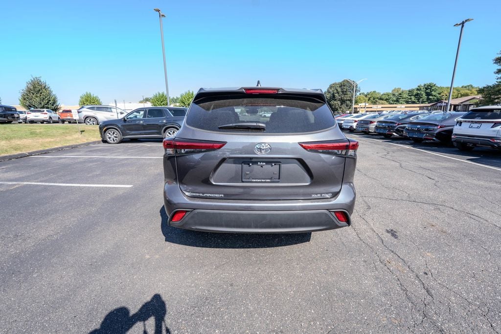 2023 Toyota Highlander XLE