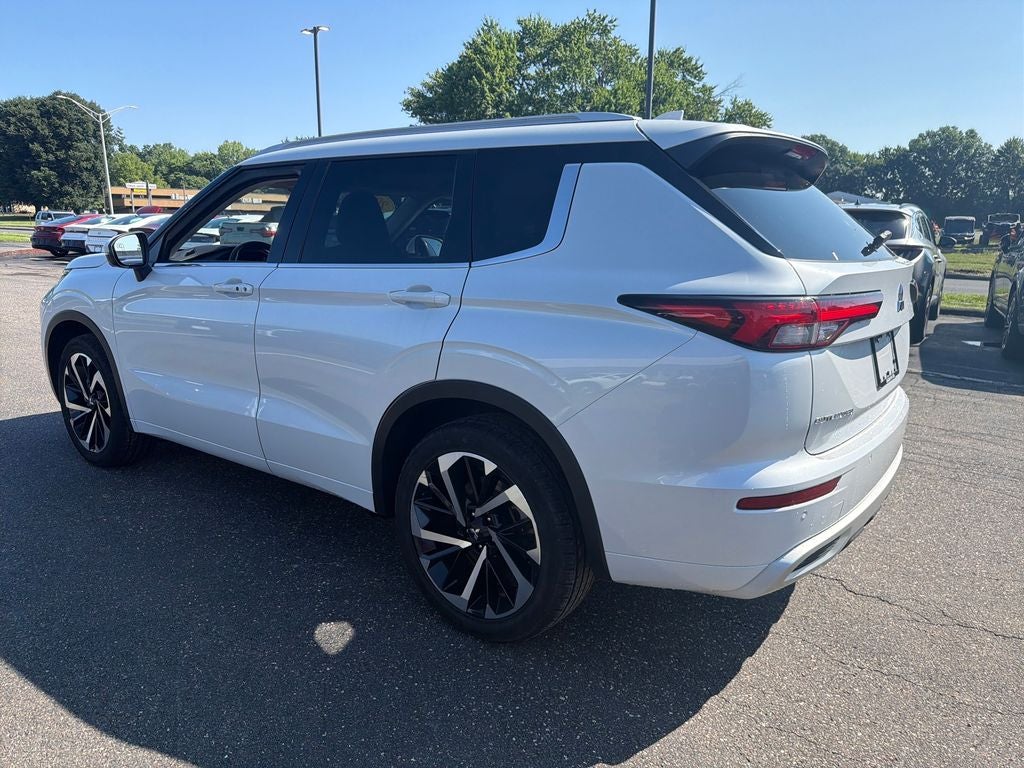 2022 Mitsubishi Outlander SEL