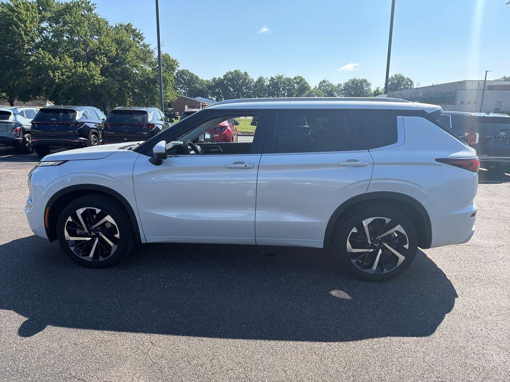 2022 Mitsubishi Outlander SEL