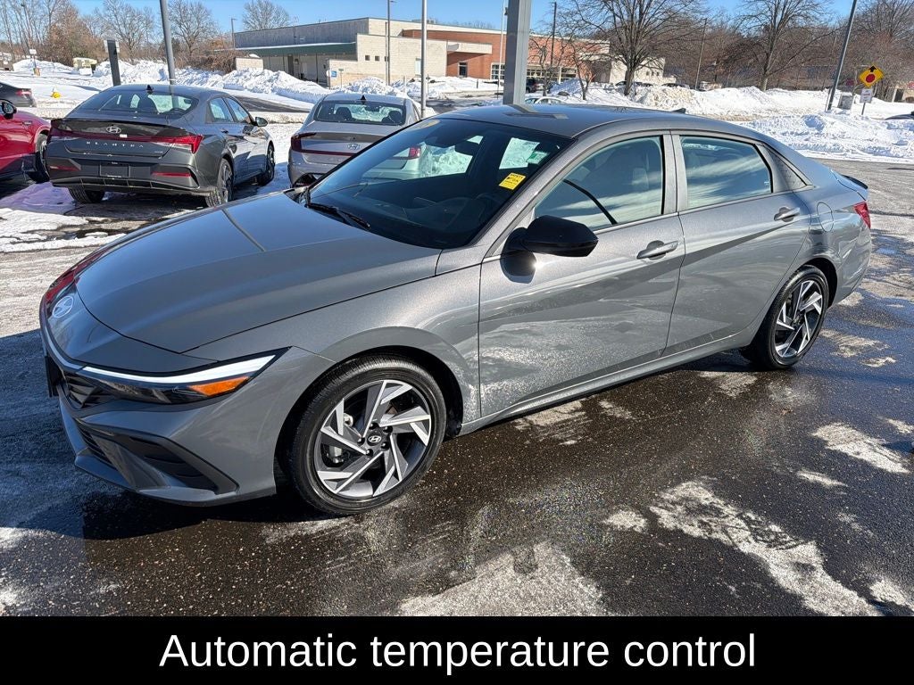 2025 Hyundai Elantra Hybrid SEL Sport