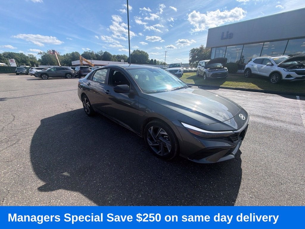2025 Hyundai Elantra Hybrid SEL Sport