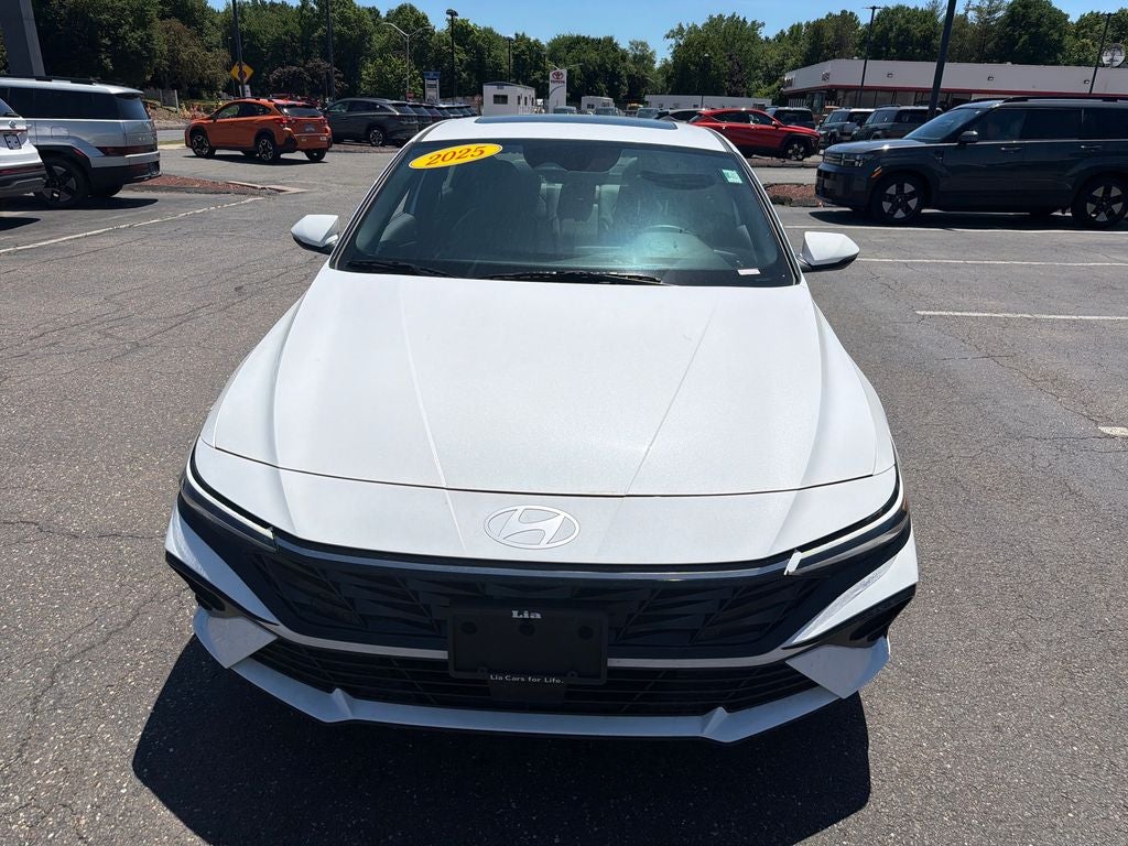 2025 Hyundai Elantra Hybrid Limited