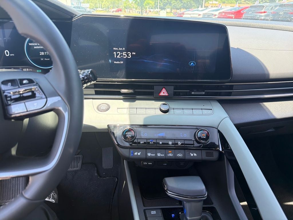 2025 Hyundai Elantra Hybrid Limited