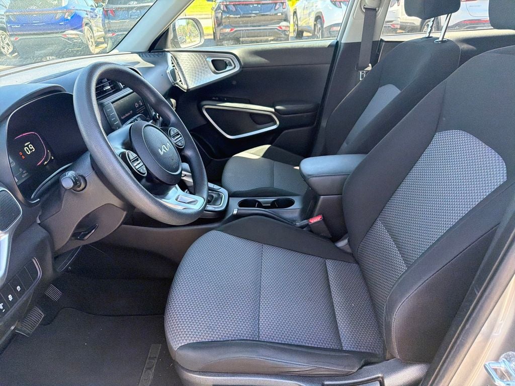2024 Kia Soul LX