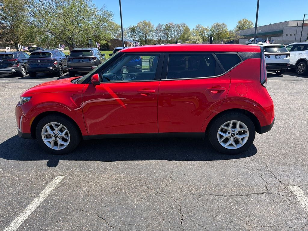 2024 Kia Soul LX