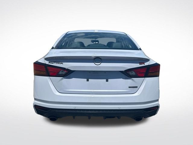 2024 Nissan Altima 2.0 SR