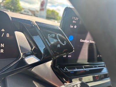2023 Volkswagen ID.4 Pro