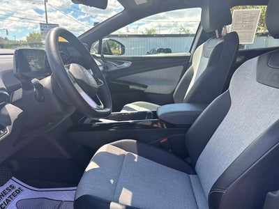 2023 Volkswagen ID.4 Pro