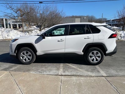 2024 Toyota RAV4 LE