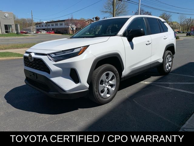 2024 Toyota RAV4 LE