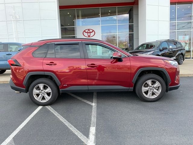 2022 Toyota RAV4 Hybrid XLE