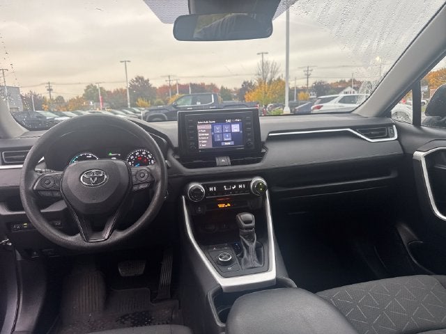 2020 Toyota RAV4 Hybrid XLE