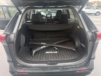 2020 Toyota RAV4 Hybrid XLE