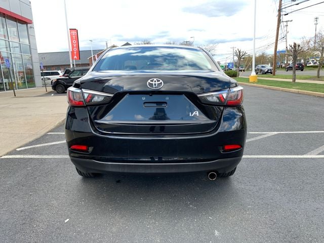 2017 Toyota Yaris iA Base