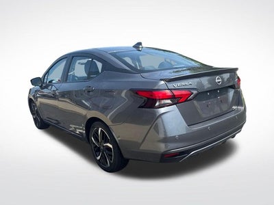 2024 Nissan Versa 1.6 SR