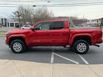 2025 Toyota Tacoma SR5