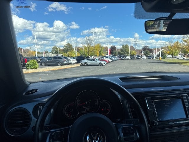 2017 Volkswagen Beetle 1.8T SE