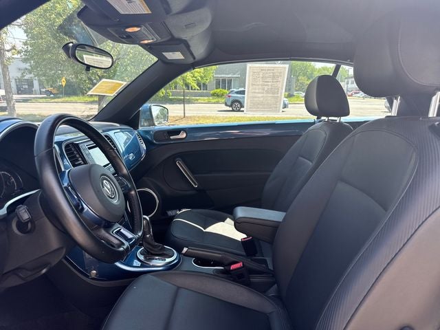 2019 Volkswagen Beetle Convertible 2.0T S