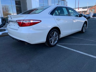 2016 Toyota Camry SE