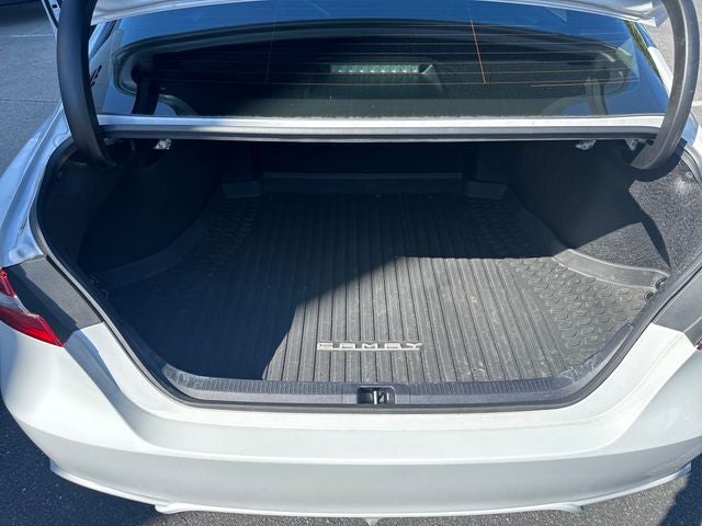 2024 Toyota Camry Hybrid SE