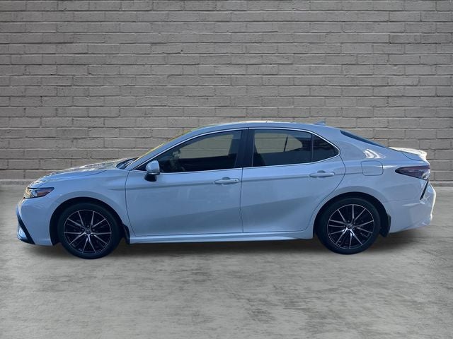 2024 Toyota Camry Hybrid SE
