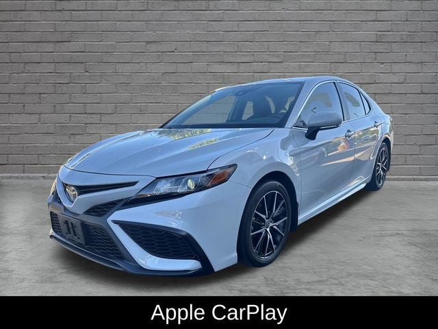 2024 Toyota Camry Hybrid SE
