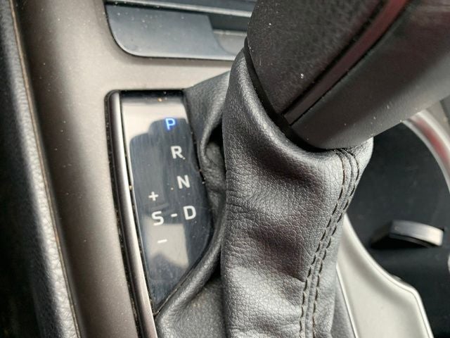 2021 Toyota Camry Hybrid SE