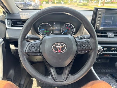 2022 Toyota RAV4 Hybrid XLE