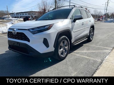 2022 Toyota RAV4 Hybrid XLE