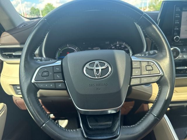 2021 Toyota Highlander Hybrid XLE