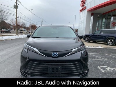 2025 Toyota Sienna XLE 7 Passenger