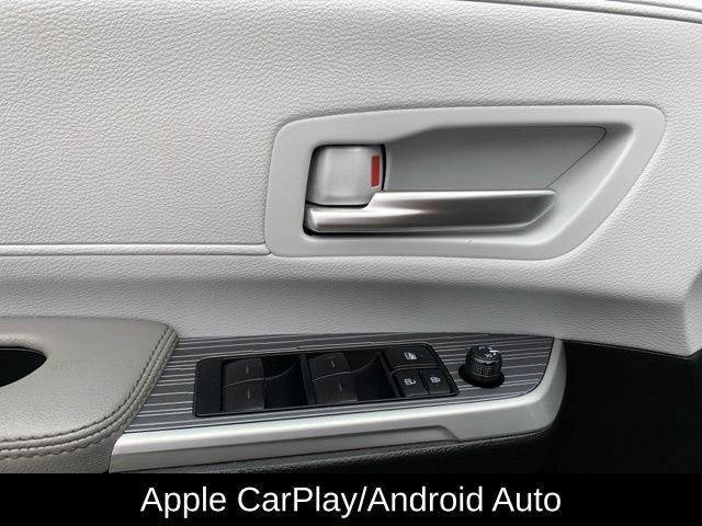 2025 Toyota Sienna XLE 7 Passenger