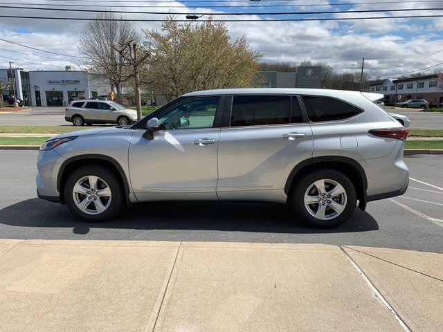 2025 Toyota Highlander LE AWD