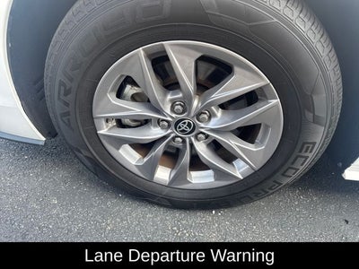 2025 Toyota Sienna LE 8 Passenger