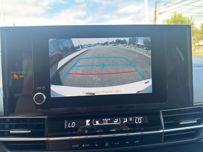 2025 Toyota Sienna LE 8 Passenger