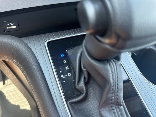 2025 Toyota Sienna LE 8 Passenger
