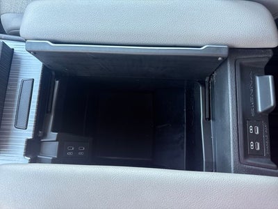 2025 Toyota Sienna LE 8 Passenger